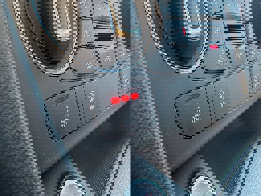 Used 2018 Audi Q3 2.0T Premium Plus w/ Premium Plus Package image 30