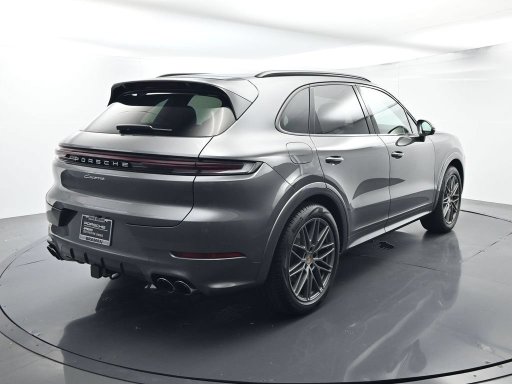 Certified 2025 Porsche Cayenne AWD/4WD image 14
