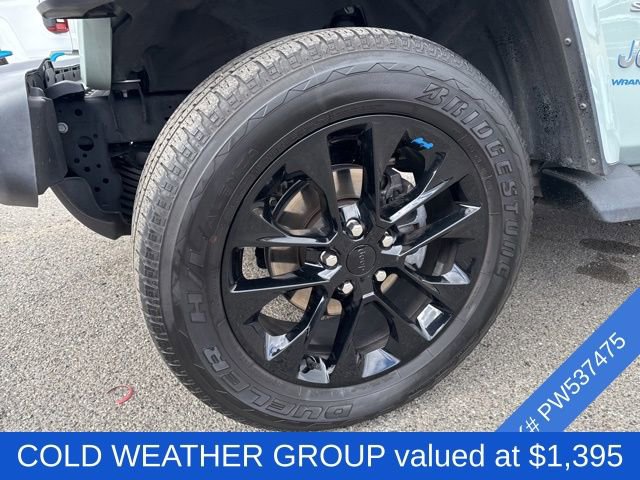 Used 2023 Jeep Wrangler Unlimited Sahara w/ Cold Weather Group AWD/4WD image 4