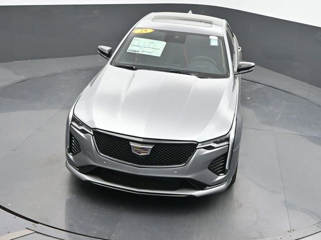 New 2025 Cadillac CT4 V w/ Super Cruise Package image 31