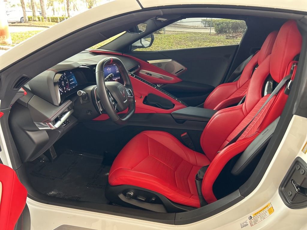 Used 2021 Chevrolet Corvette Stingray Preferred Cpe w/ Chrome Exterior Badge Package image 5