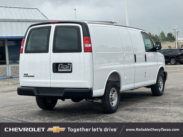 New 2026 Chevrolet Express 2500 w/ Driver Convenience Package RWD image 4