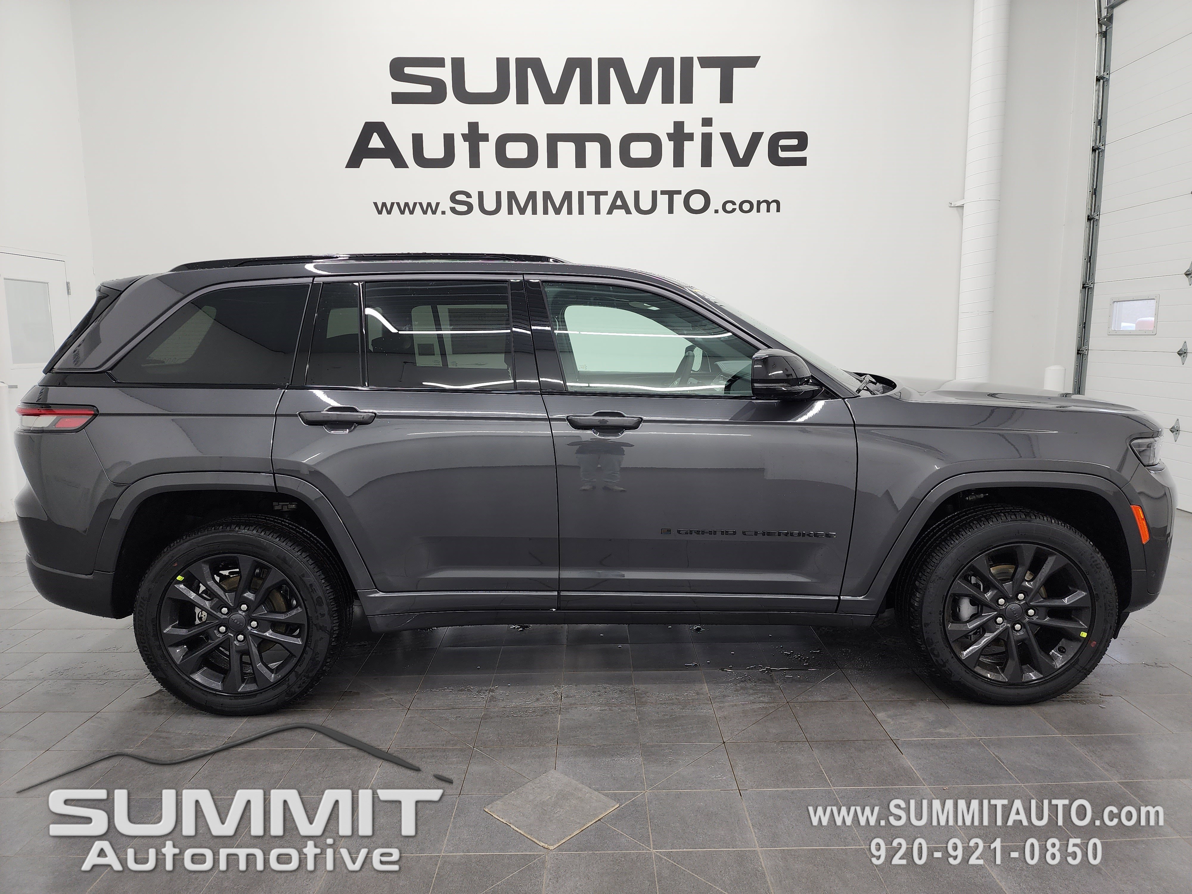 New 2026 Jeep Grand Cherokee Limited Reserve