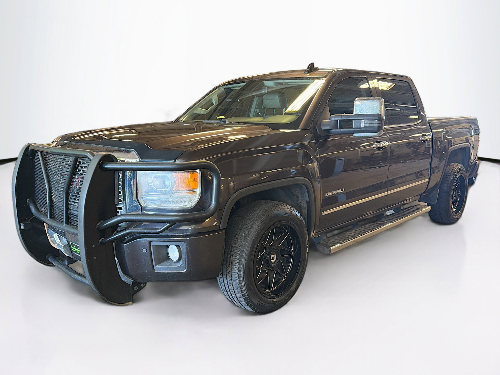 Used 2015 GMC Sierra 1500 Denali w/ Driver Alert Package image 3