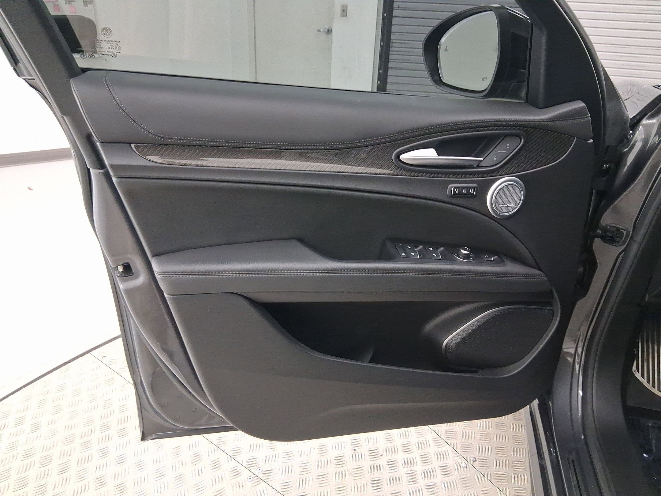 Used 2023 Alfa Romeo Stelvio Quadrifoglio w/ Active Assist Plus Package image 21