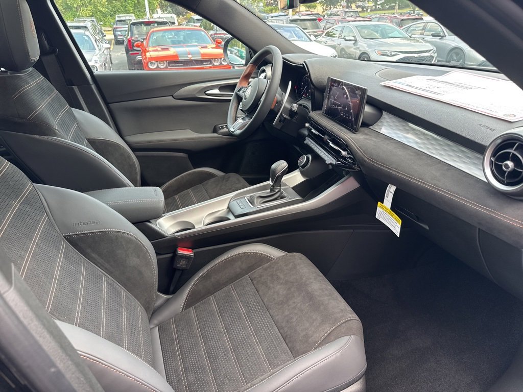 New 2025 Alfa Romeo Tonale image 23