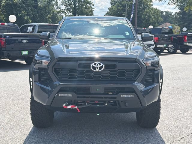 Used 2025 Toyota Tacoma TRD Off-Road AWD/4WD image 2