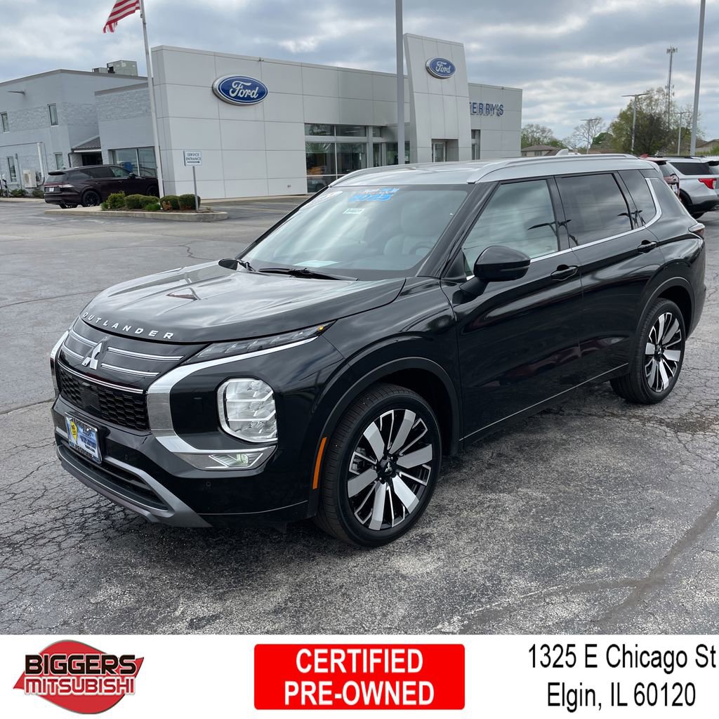 Used 2025 Mitsubishi Outlander AWD image 1