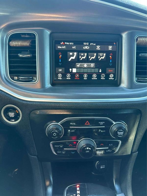 Used 2020 Dodge Charger SXT w/ Leather Interior Group RWD image 24