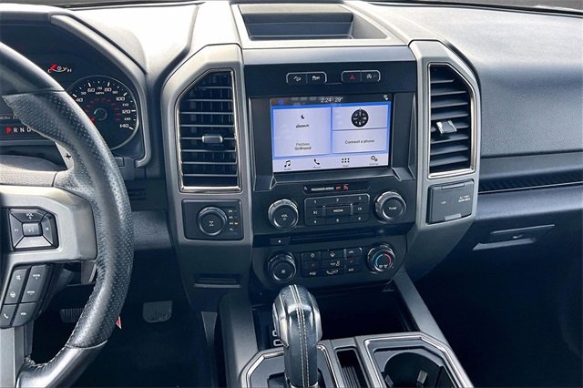 Used 2017 Ford F150 Raptor w/ Equipment Group 801A Mid image 4