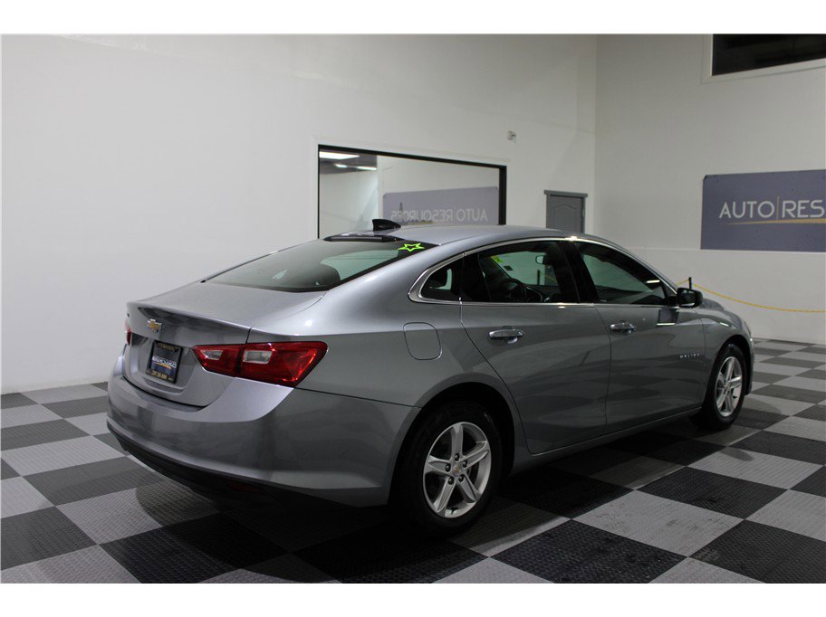 Used 2024 Chevrolet Malibu LS image 4