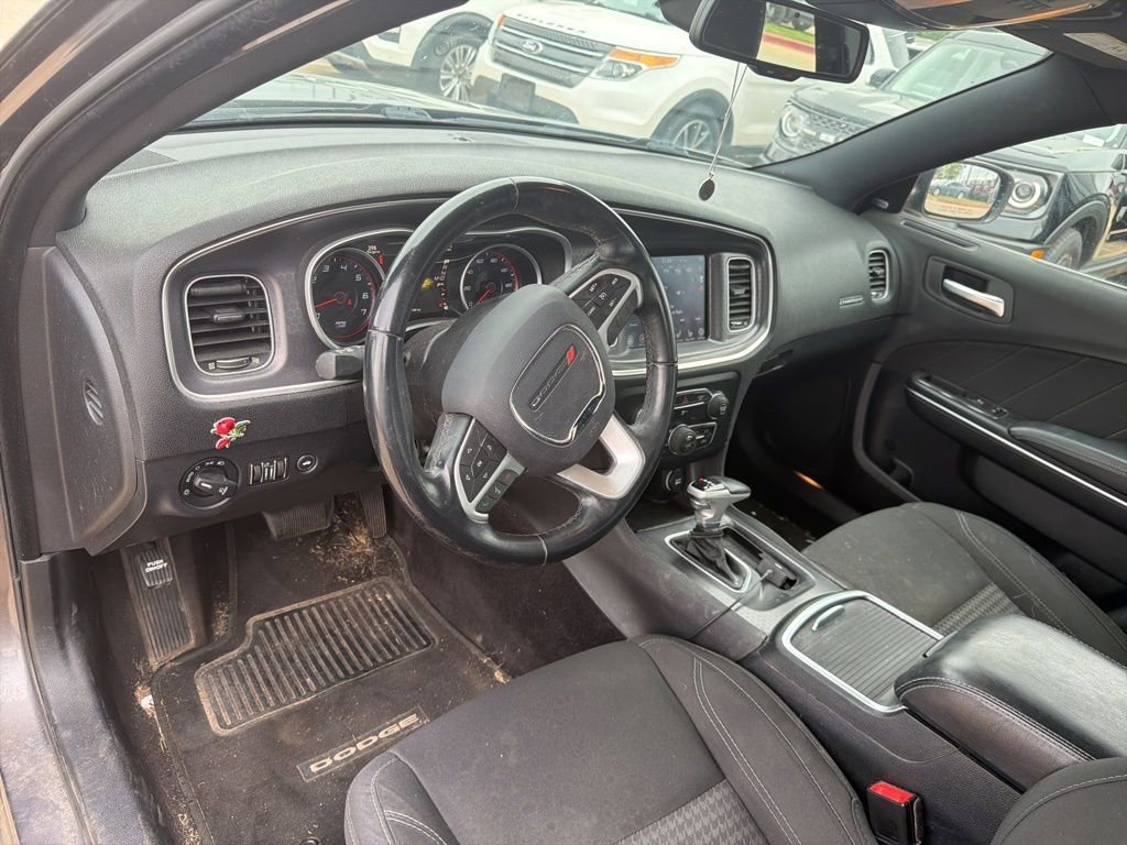 Used 2017 Dodge Charger SXT AWD/4WD image 10