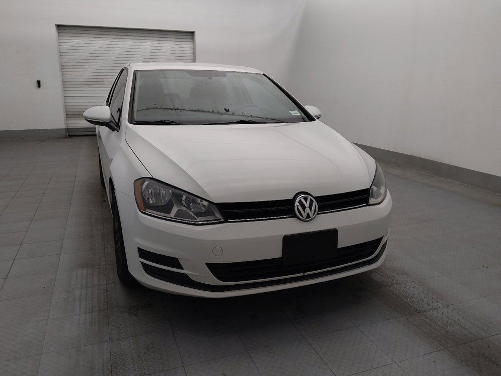 Used 2015 Volkswagen Golf S image 14