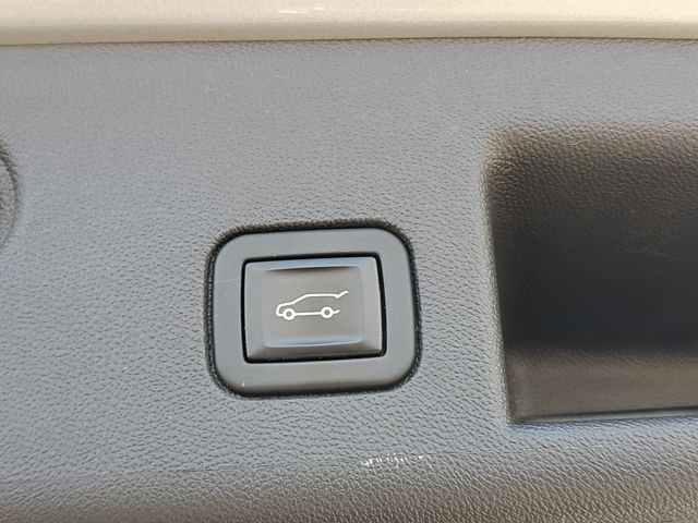 Certified 2021 Chevrolet Equinox LT AWD/4WD image 9