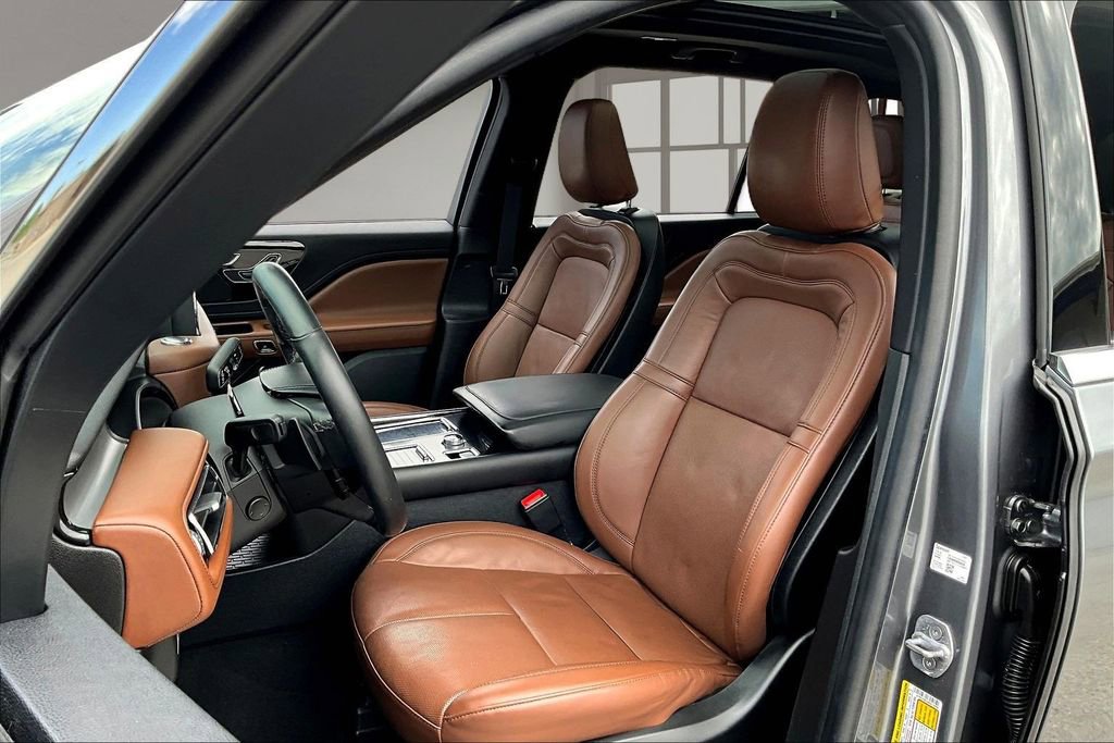 Used 2022 Lincoln Aviator Reserve w/ Equipment Group 201A image 20