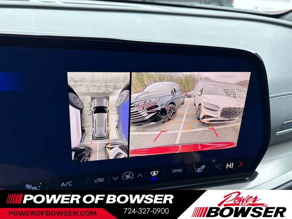 New 2026 Chevrolet Traverse LT w/ Driver Confidence Package AWD/4WD image 8