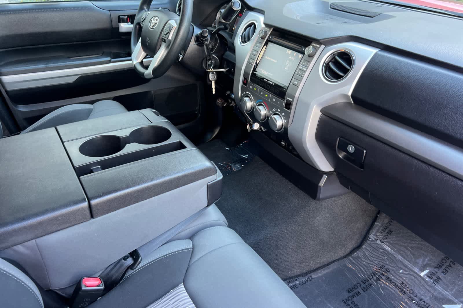 Used 2015 Toyota Tundra SR5 RWD image 16