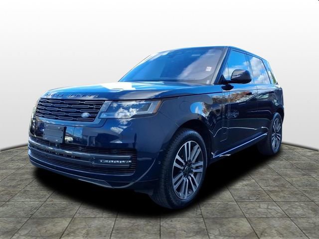 Used 2023 Land Rover Range Rover SE image 1