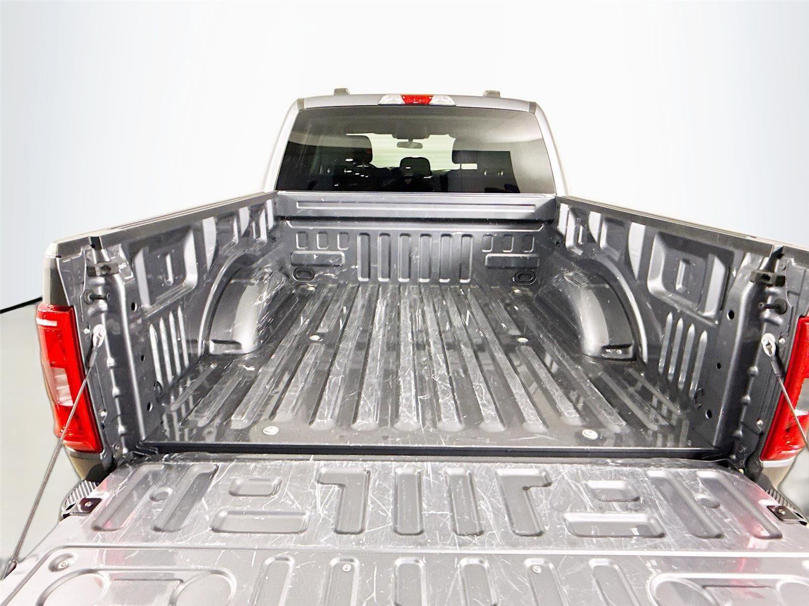 Used 2023 Ford F150 XLT AWD/4WD image 24