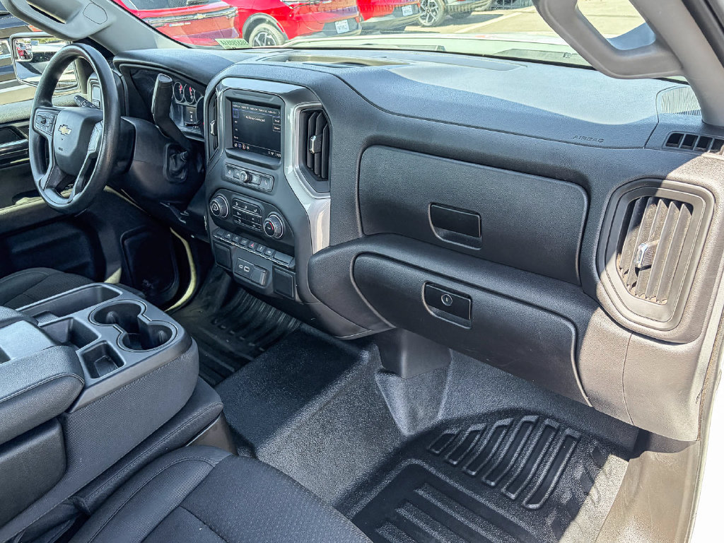 Used 2025 Chevrolet Silverado 1500 W/T RWD image 15