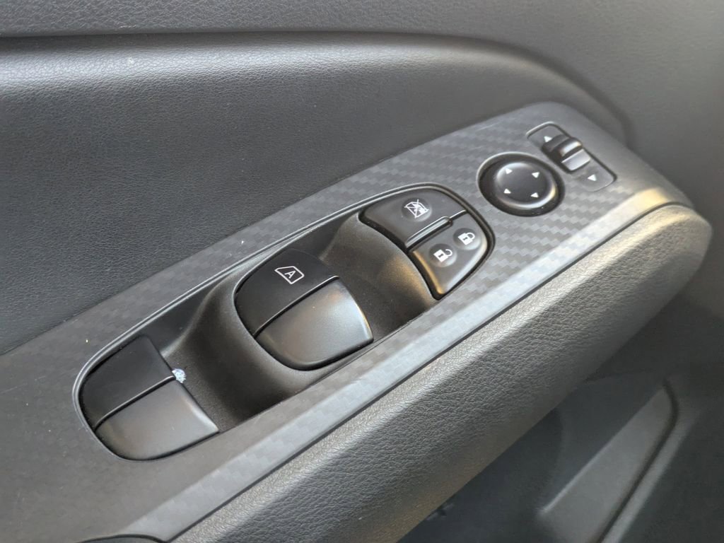 Used 2024 Nissan Altima 2.5 SV image 21