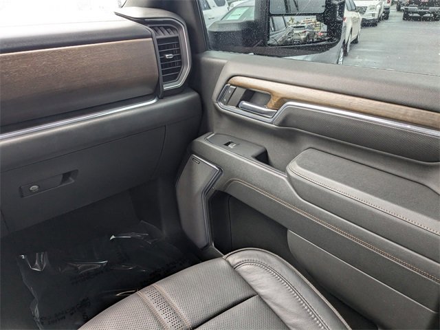 Used 2024 Chevrolet Silverado 2500 High Country w/ High Country Premium Package image 20