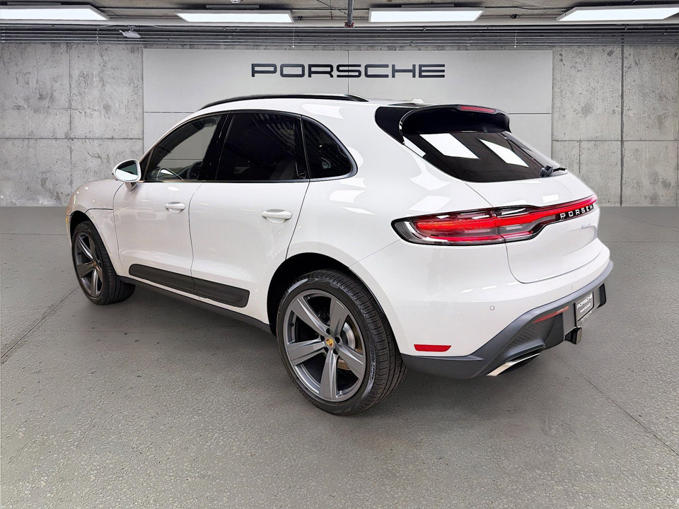 New 2026 Porsche Macan AWD/4WD image 3