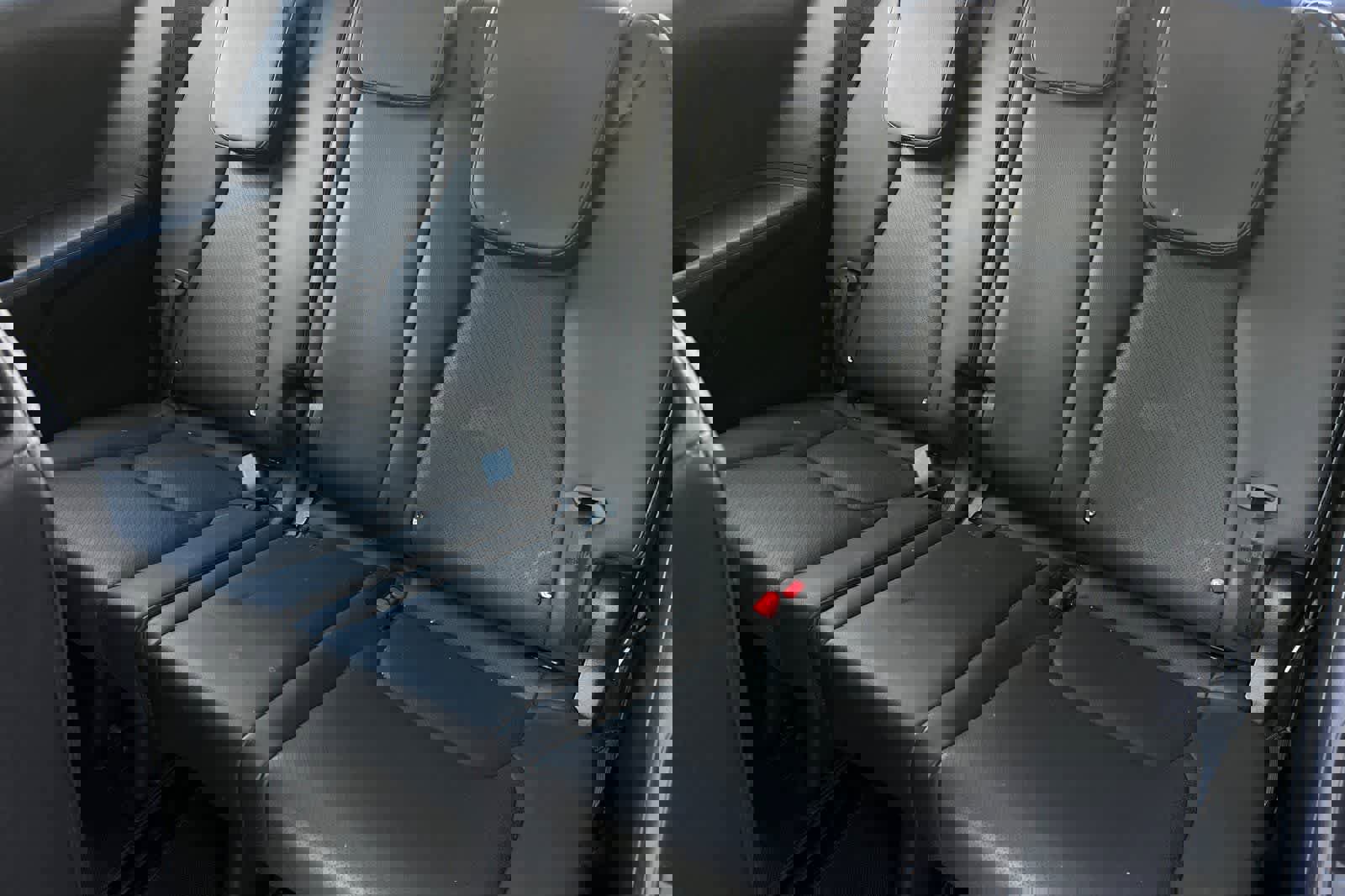 Used 2025 Kia Carnival SX Prestige image 18