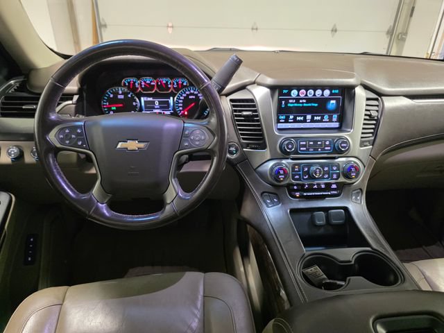 Used 2018 Chevrolet Suburban LT w/ LT Signature Package AWD/4WD image 17