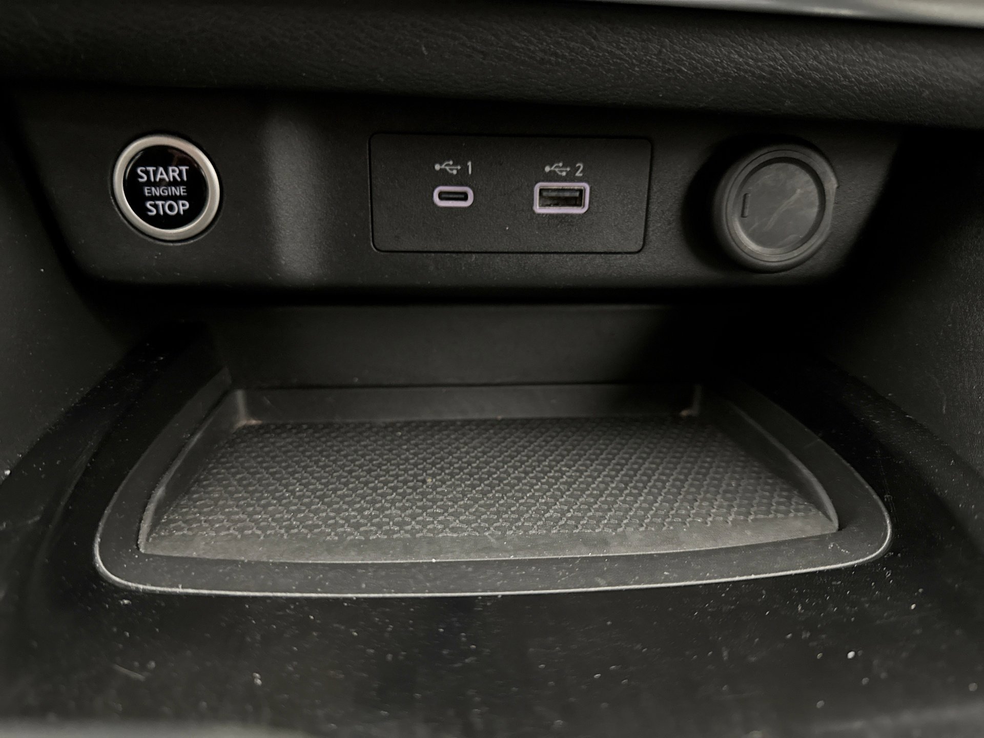 Used 2023 Nissan Rogue SV image 15