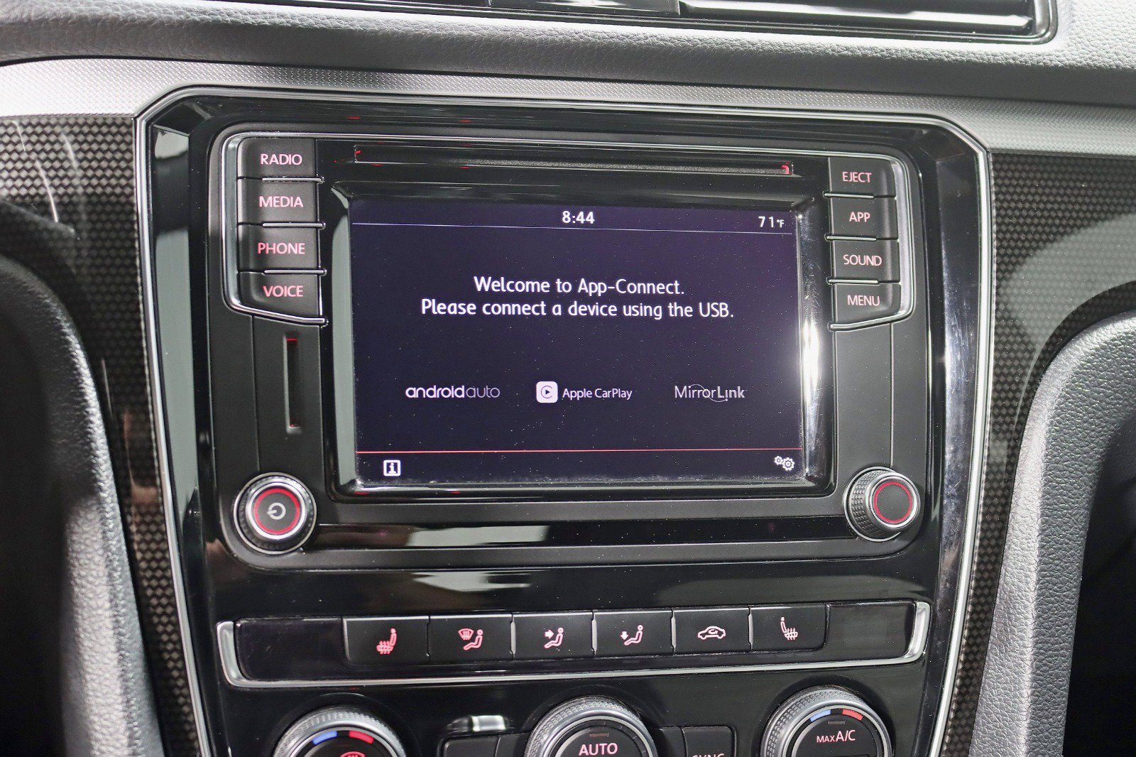 Used 2018 Volkswagen Passat 3.6 FWD image 21