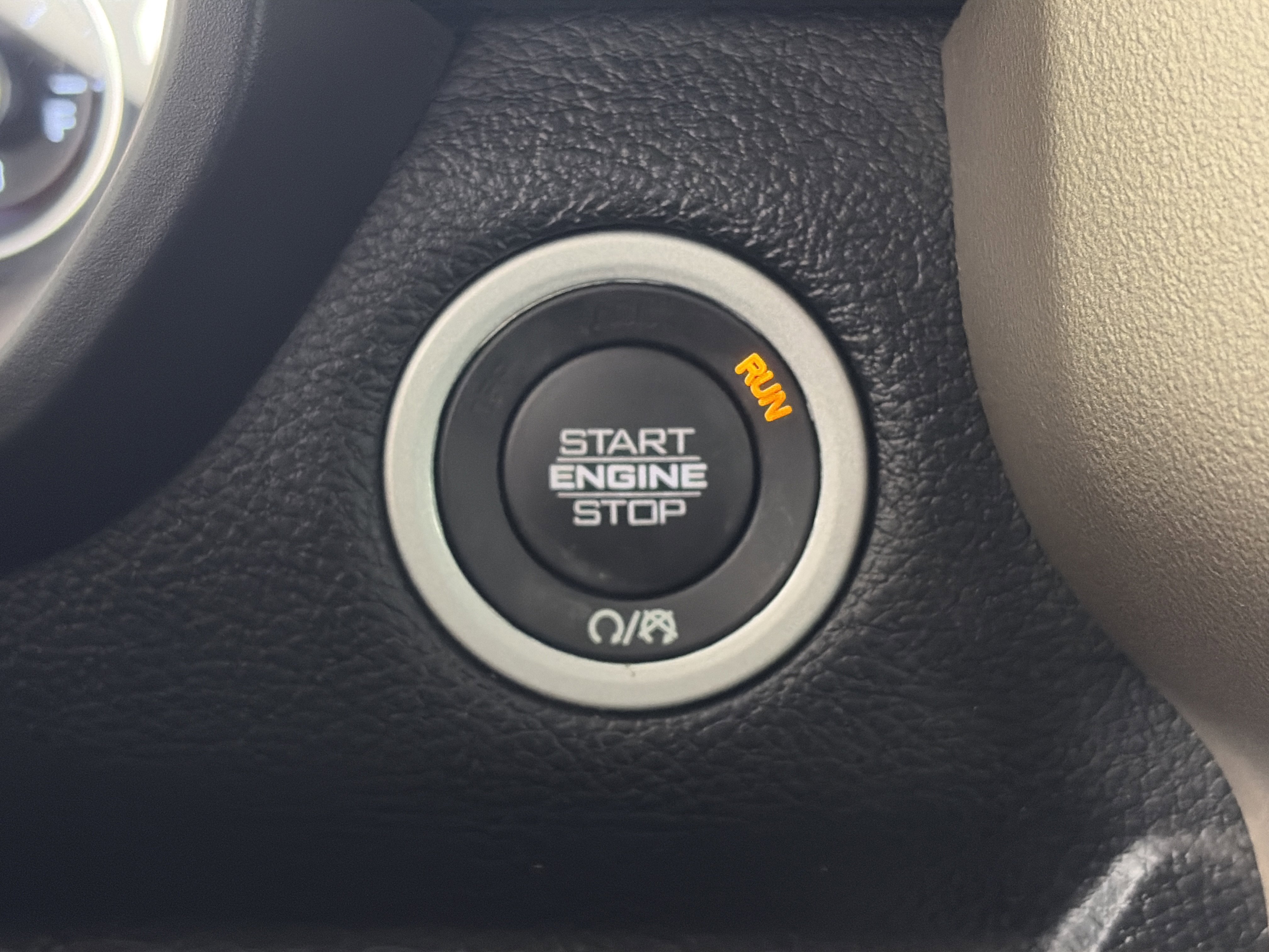 Used 2022 RAM 1500 Laramie image 28