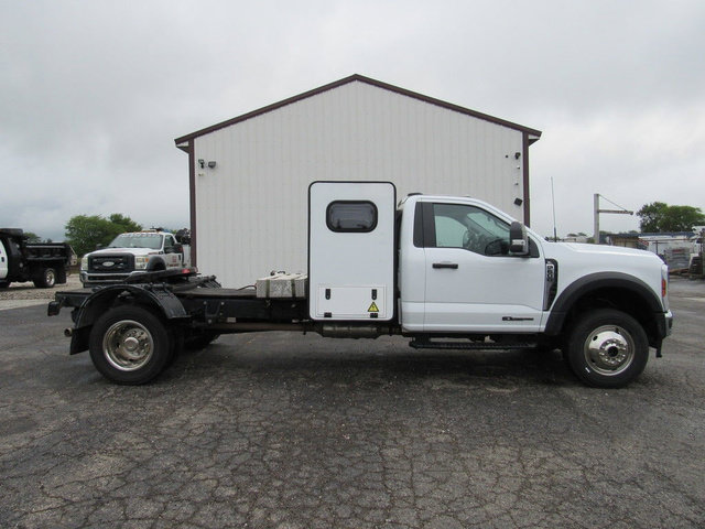 Used 2025 Ford F600 4x4 Regular Cab Super Duty w/ XL Chrome Package image 2
