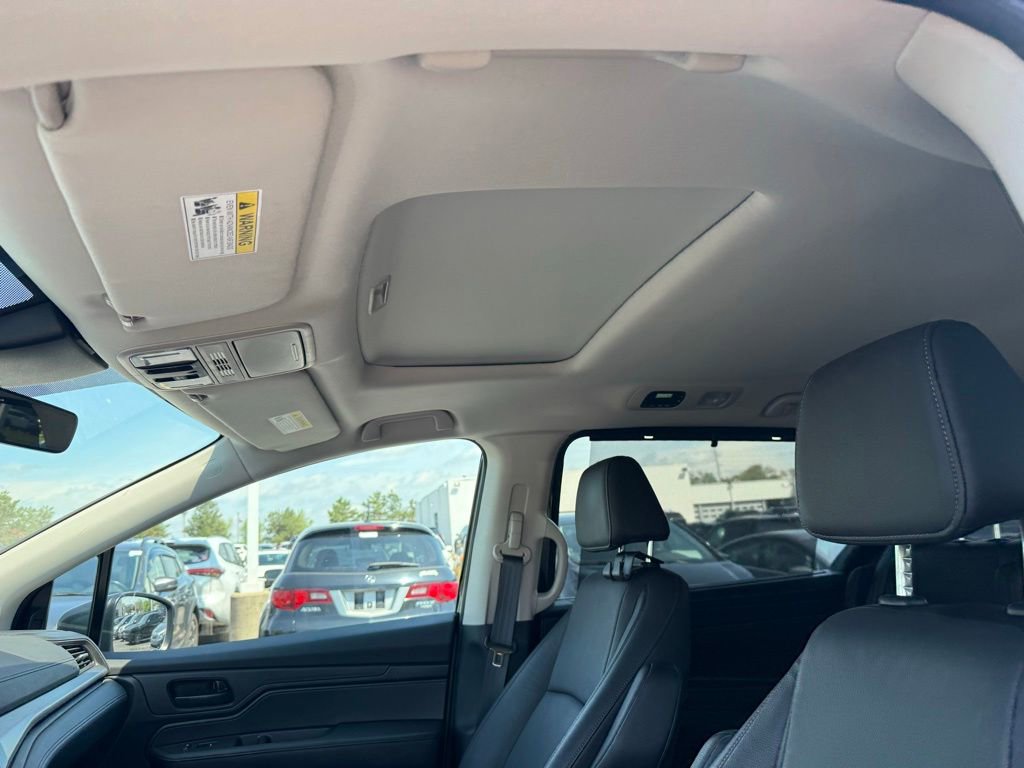 Certified 2025 Honda Odyssey EX-L image 9