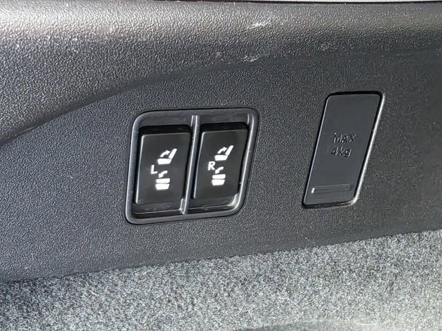 Used 2020 Lexus RX 350L FWD w/ Premium Package image 11