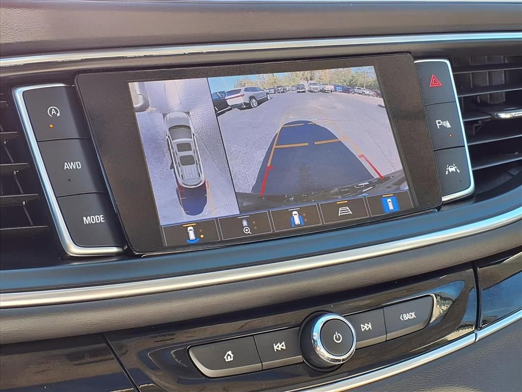 Used 2022 Buick Enclave Avenir w/ Avenir Technology Package image 12