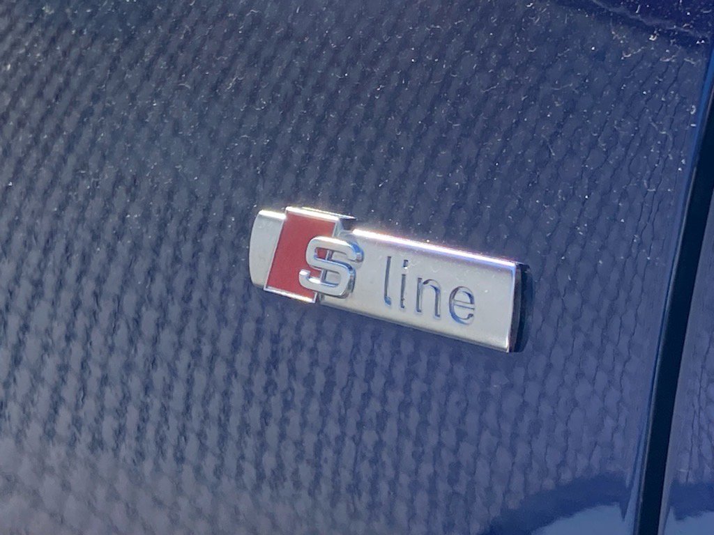 Used 2022 Audi Q3 2.0T Premium image 3