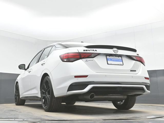 Used 2025 Nissan Sentra SR w/ SR Premium Package image 43
