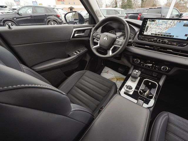 New 2026 Mitsubishi Outlander Trail Edition image 41