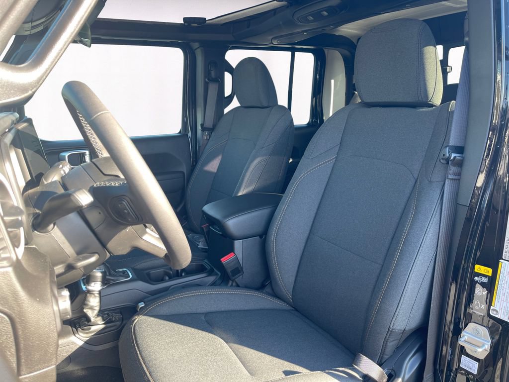 New 2026 Jeep Gladiator Sport AWD/4WD image 9