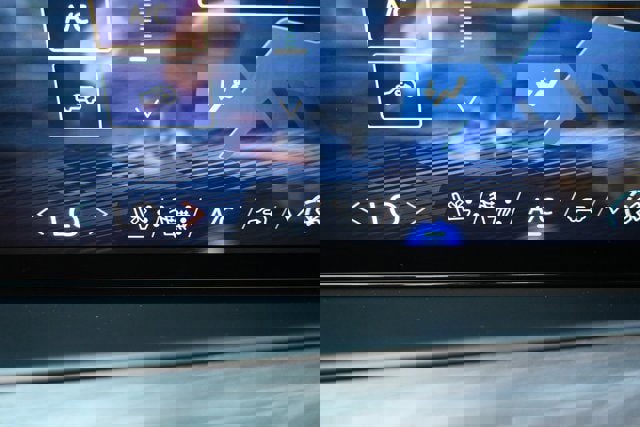 Used 2025 Chevrolet Tahoe Premier image 35