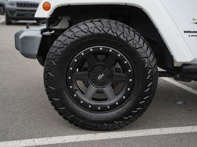 Used 2018 Jeep Wrangler Unlimited Sahara AWD/4WD image 10