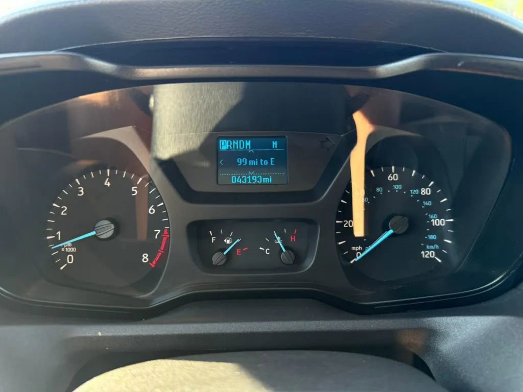 Used 2019 Ford Transit 250 148 Medium Roof image 17