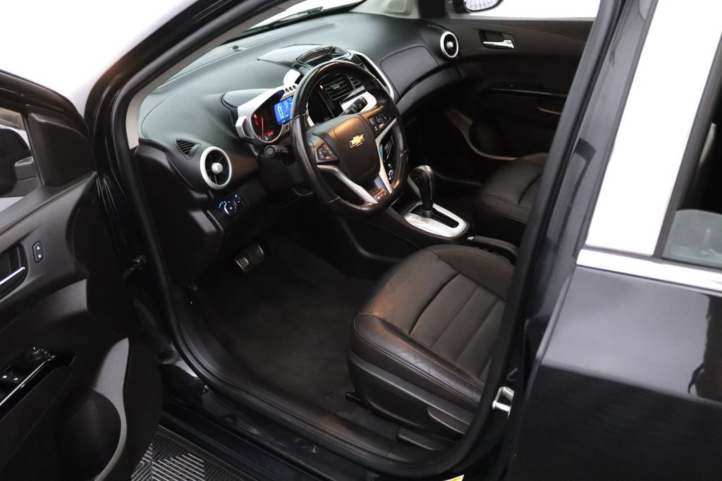 Certified 2014 Chevrolet Sonic RS w/ Advanced Safety Package FWD image 15