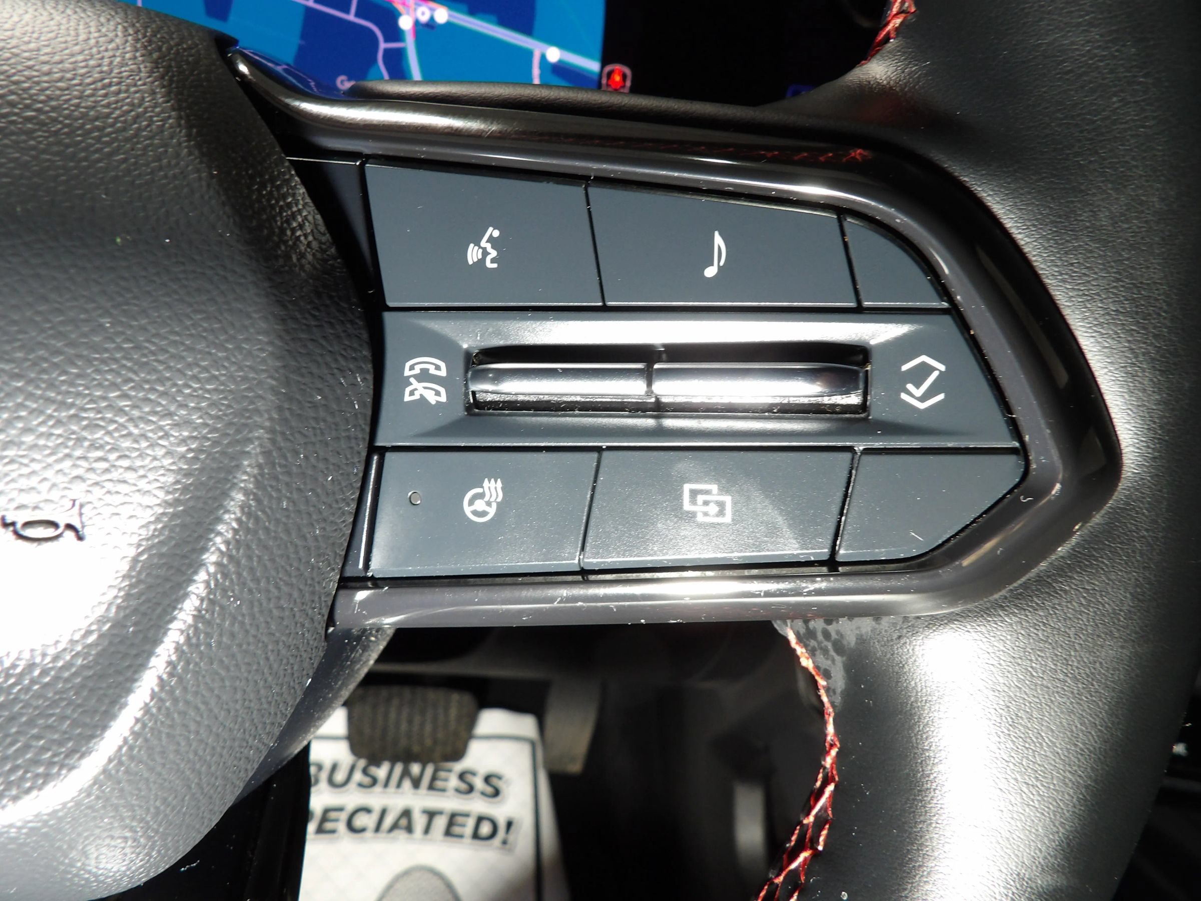 Used 2024 Chevrolet Equinox EV RS FWD image 26