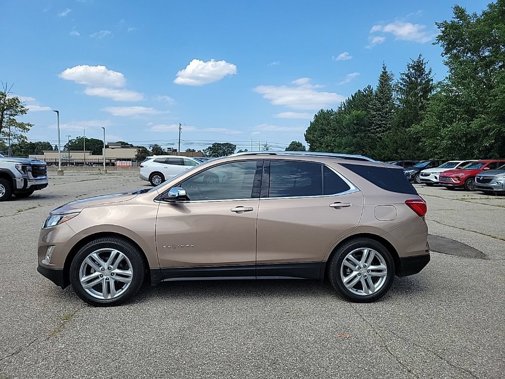 Used 2018 Chevrolet Equinox Premier FWD image 3