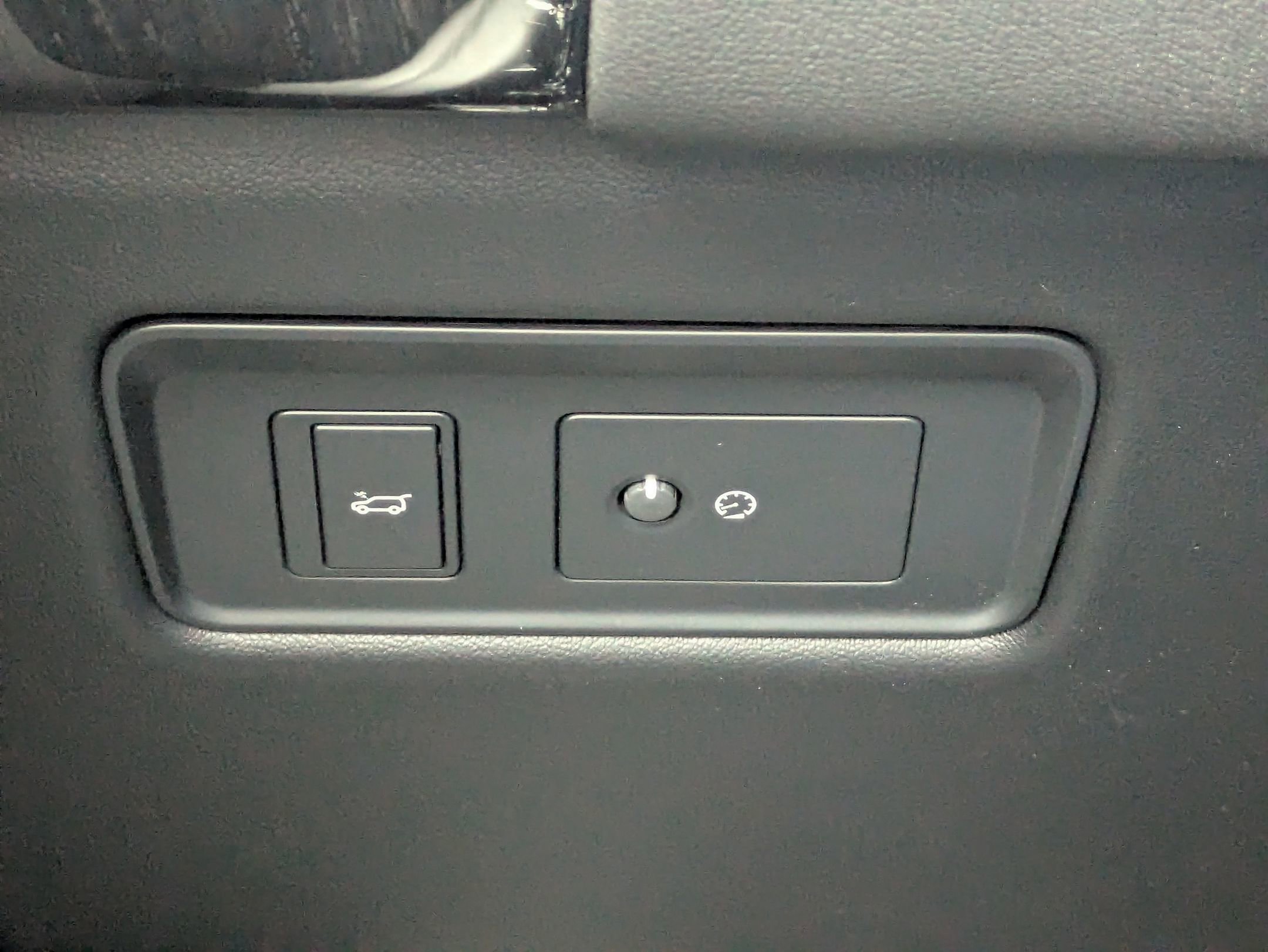 Used 2022 Land Rover Range Rover Sport HSE Silver Edition image 18