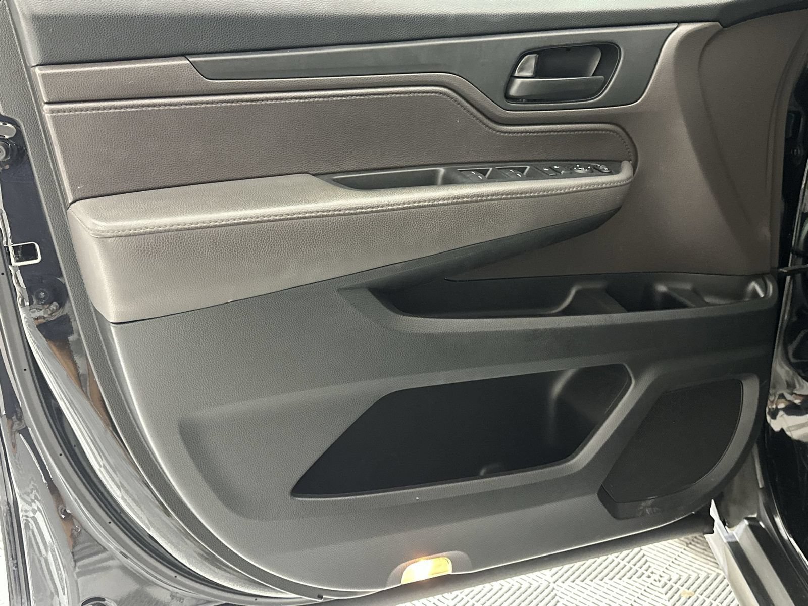 Used 2019 Honda Odyssey EX image 29