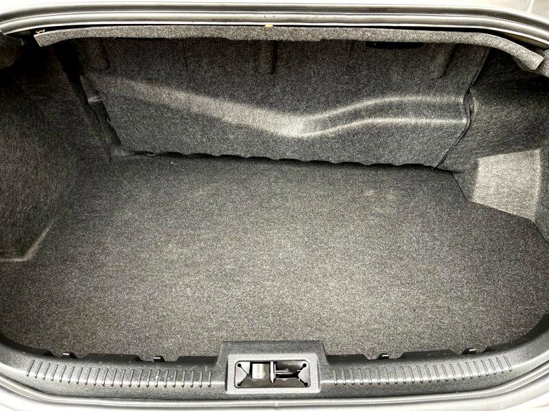 Used 2011 Ford Fusion Hybrid image 44