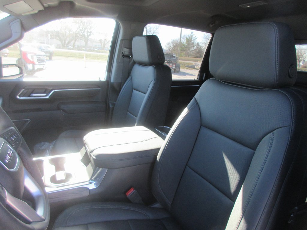New 2026 GMC Sierra 3500 SLT w/ SLT Premium Package image 14
